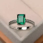 Chowtushkoni Dyuti Women's Ring - Thumbnail Image 3